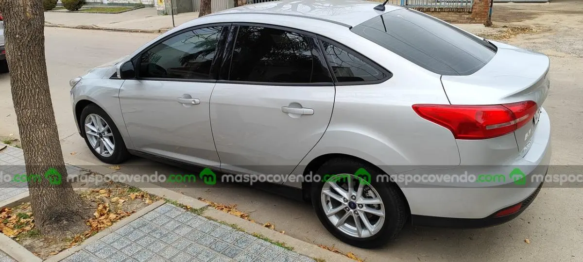Ford Focus 2018 Impecable  Recibo Menor De Mi Interés  2018 - foto 3