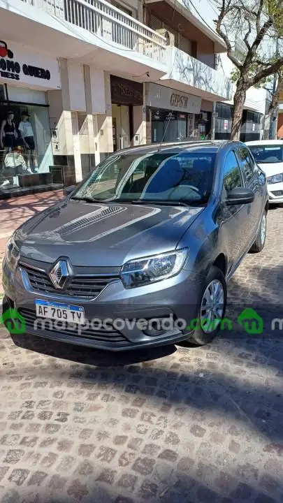 Renault Logan 1.6  0 - foto 1