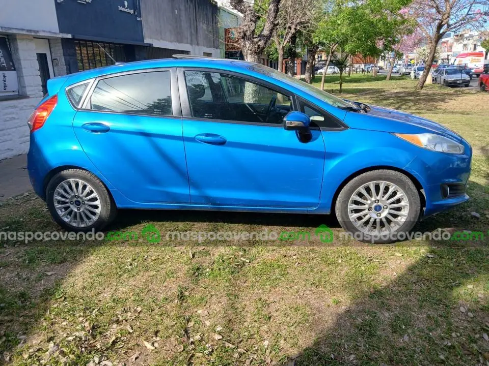 Ford Fiesta Se Plus 2014  2014 - foto 2