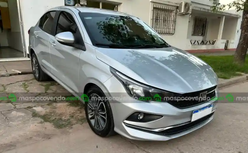 Fiat Cronos - foto 1