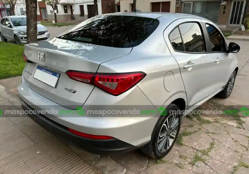 Fiat Cronos - foto 2