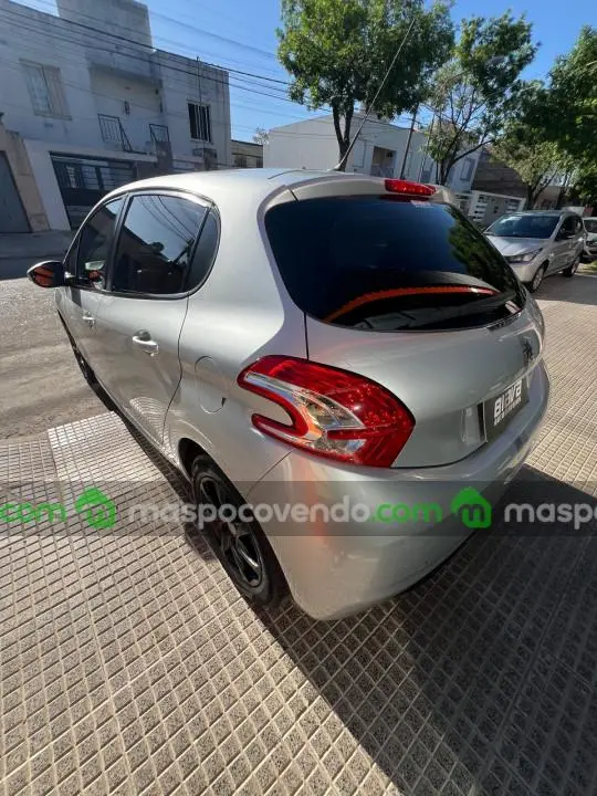 Peugeot 208 Allure Nav  0 - foto 4