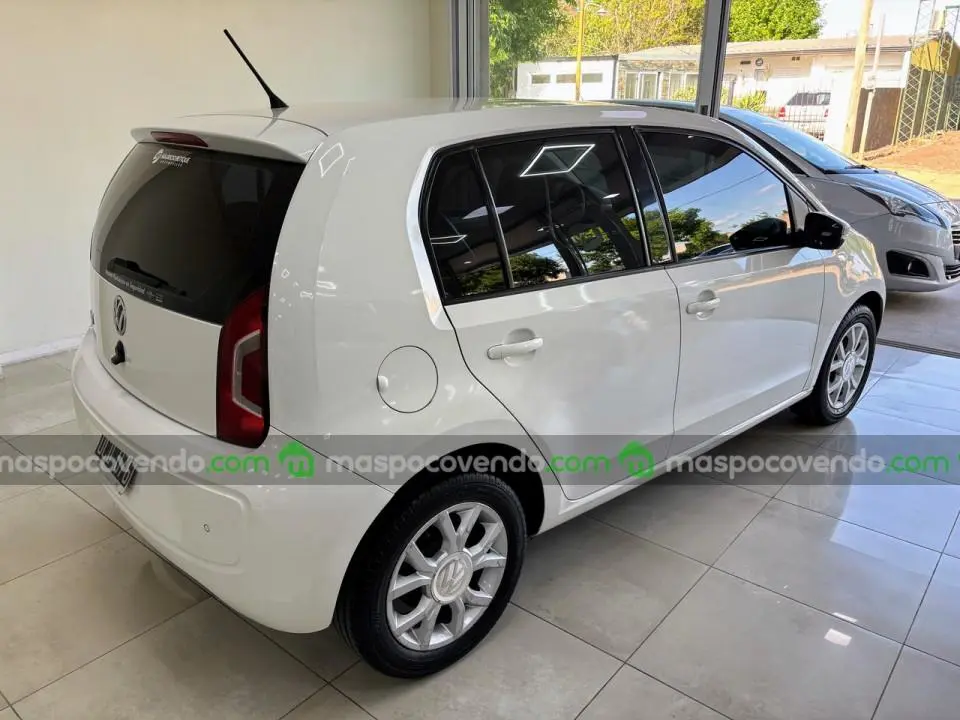 Volkswagen Up! Higline 1.0N 2014  2014 - foto 2
