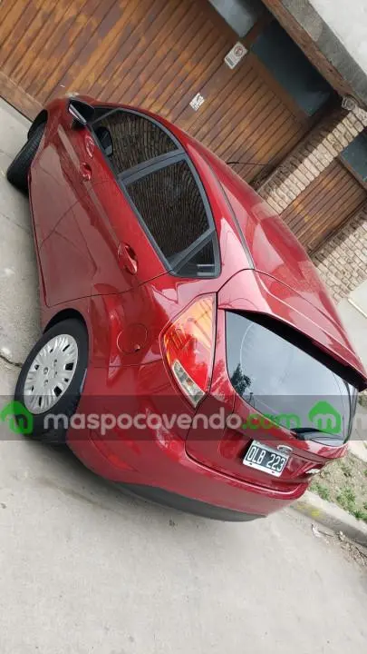 Ford Fiesta Kinetic Disegn 1.6 S 2015  2015 - foto 4