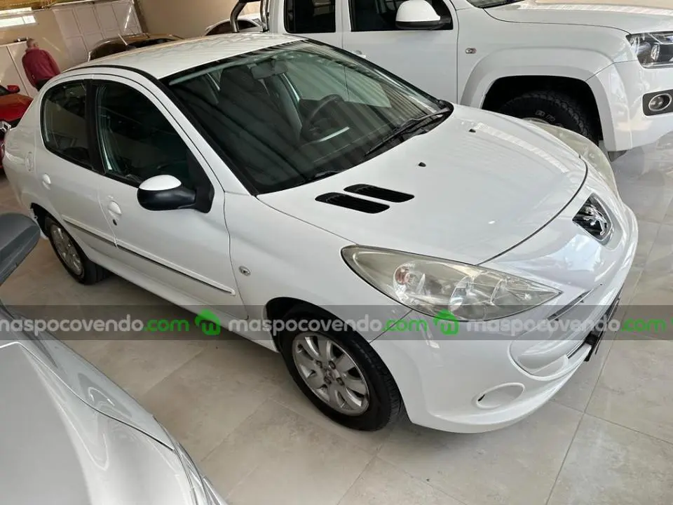 Peugeot 207 Compact 2013  2013 - foto 3