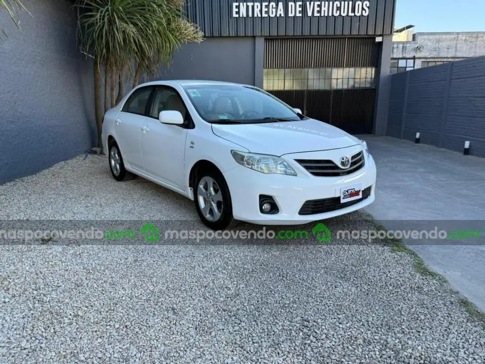 Toyota Corolla 1.8 Xei L08 2011  2011 - foto 3