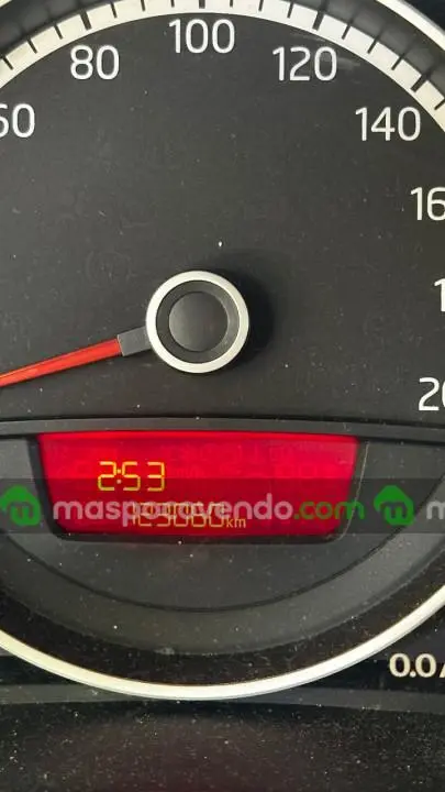 Volkswagen Up 5 Ptas High 2015  2015 - foto 2