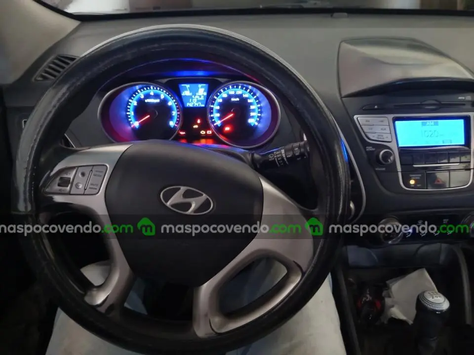 Hyundai Tucson 2.0 4X2 Gl L/10 Caja Manual  0 - foto 3