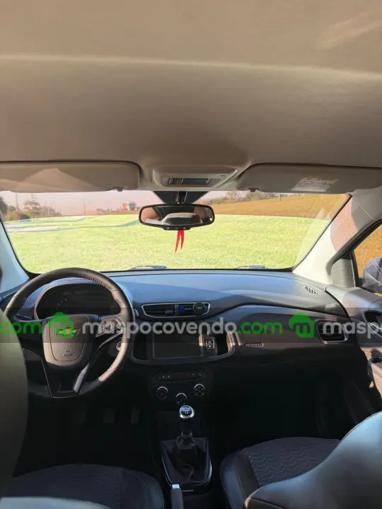 Chevrolet Onix - foto 2