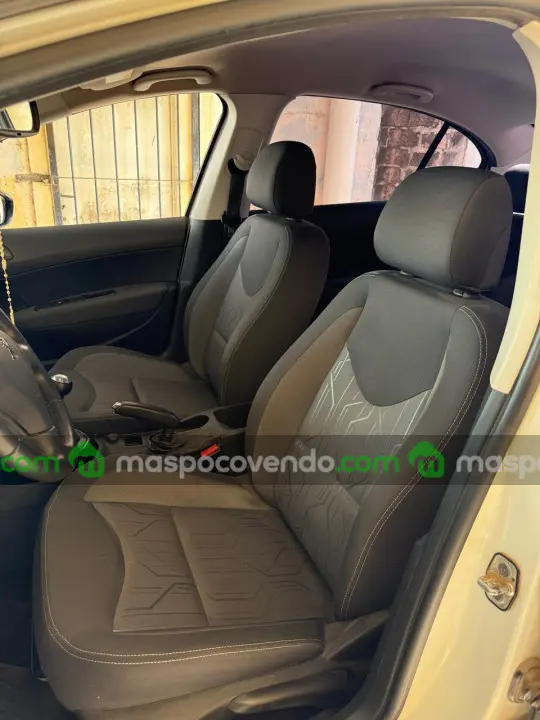 Peugeot 408 - foto 2