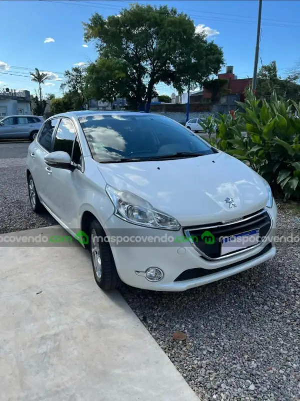 Peugeot 208 Allure Touchscreen Modelo 2016  2016 - foto 1