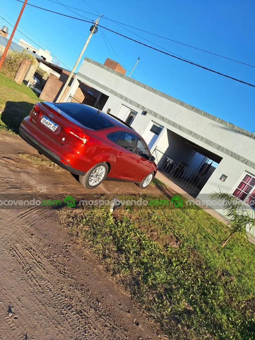 Ford Focus 3  0 - foto 3