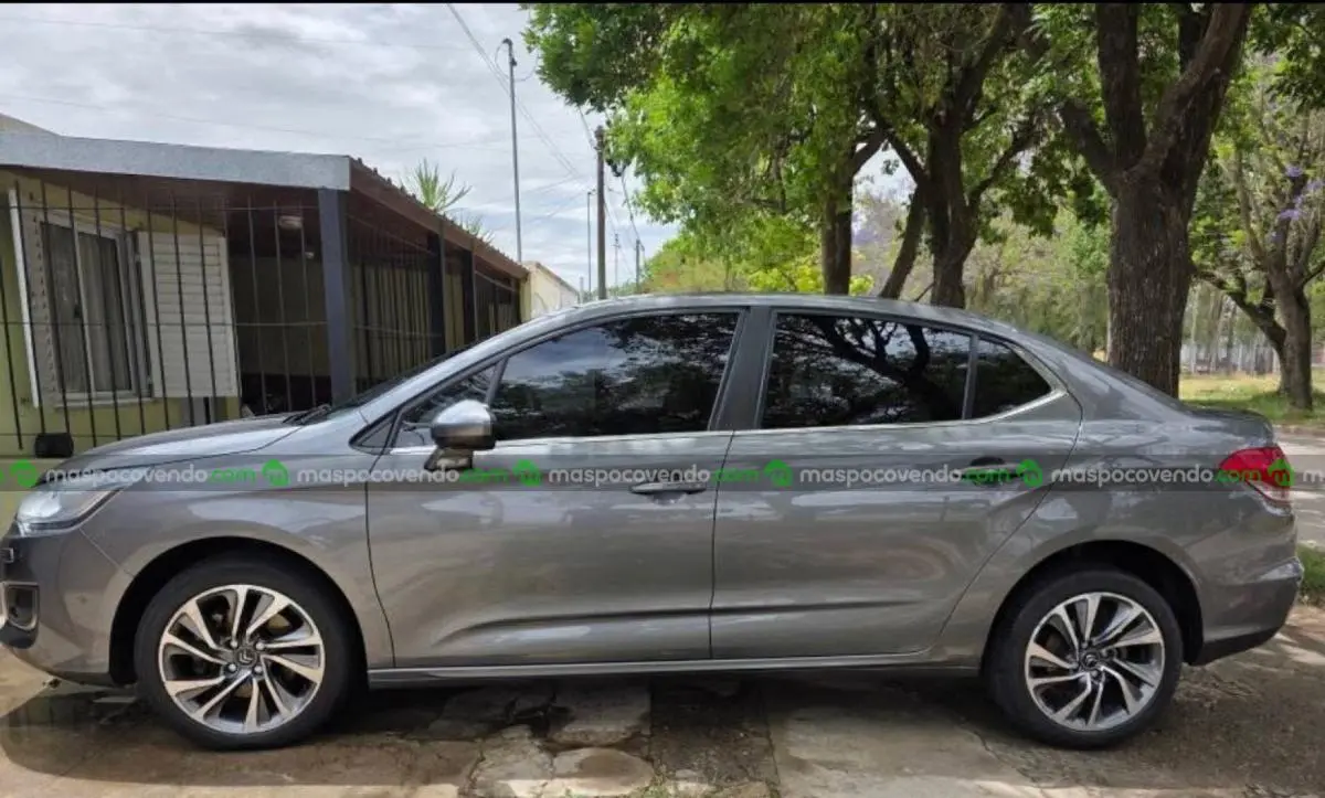 Citroën C4 Lounge Shine 2016  2016 - foto 2