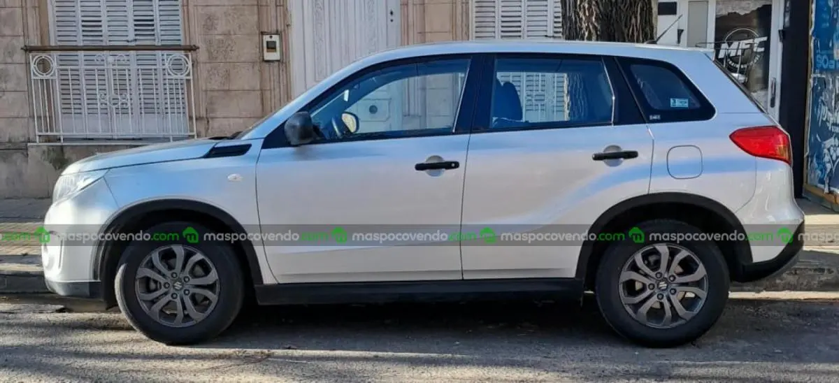 Suzuki Vitara  0 - foto 2