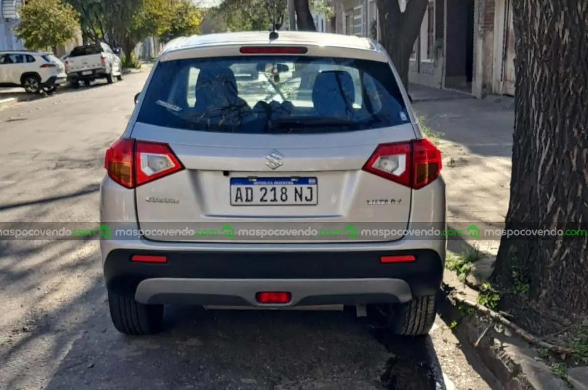 Suzuki Vitara  0 - foto 4