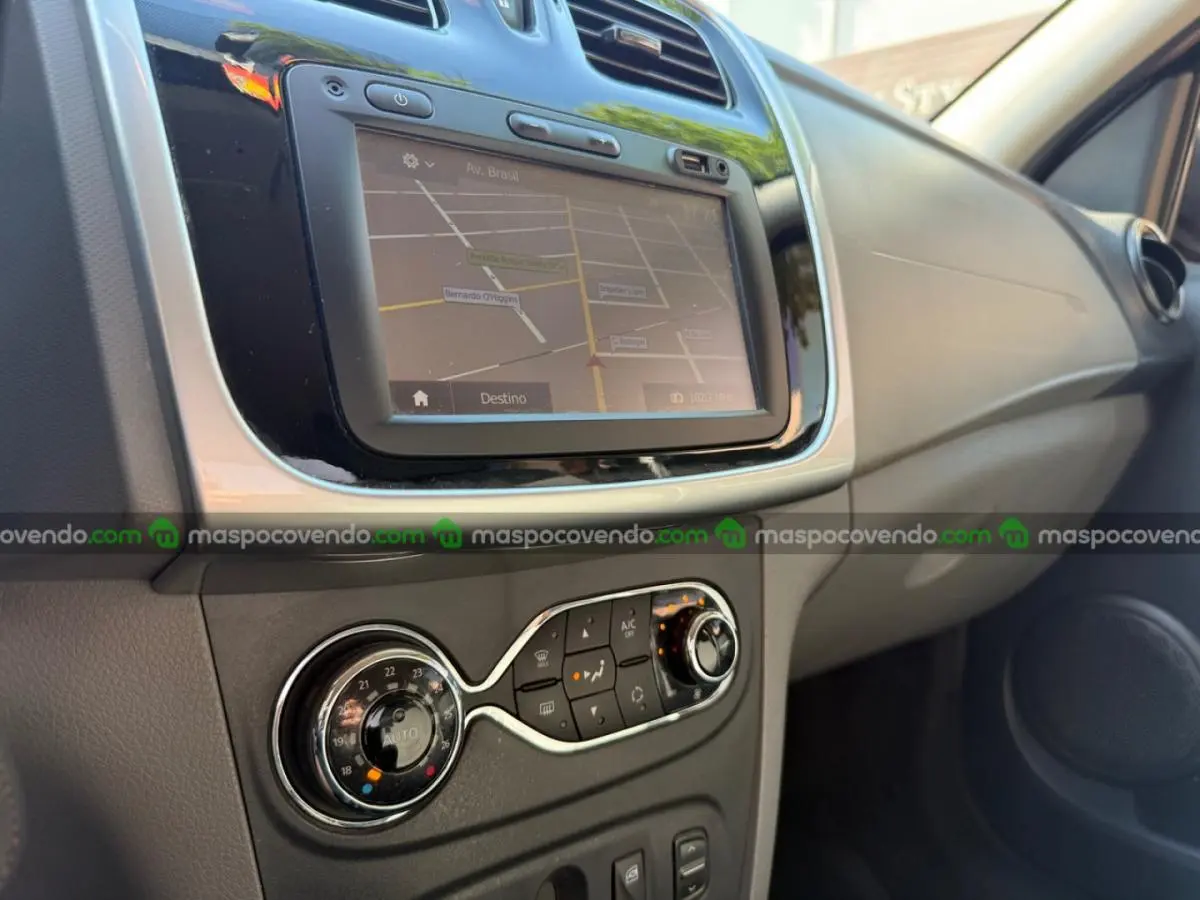 Renault Logan Privi-2017-Km 98  2017 - foto 3