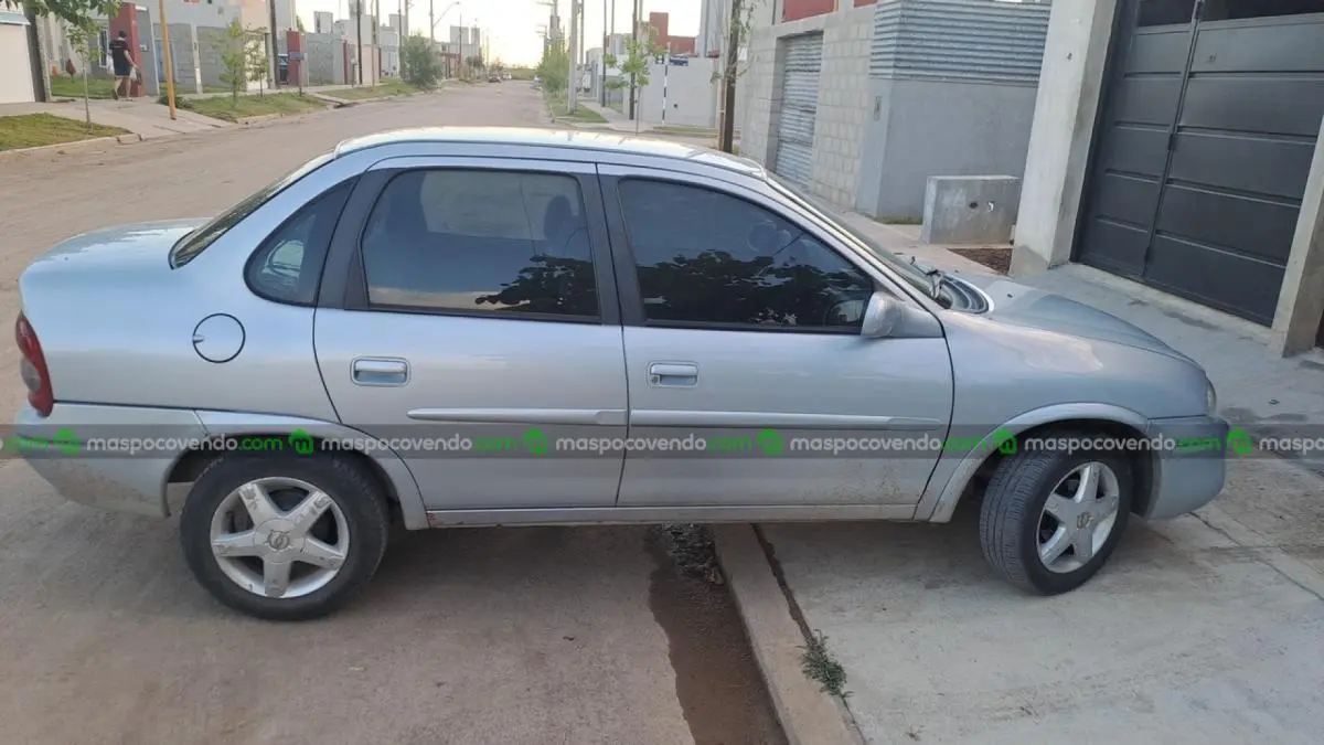 Chevrolet Corsa  0 - foto 5