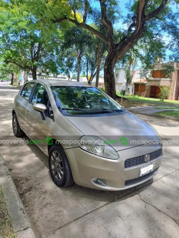 Fiat Punto 1.4  0 - foto 1