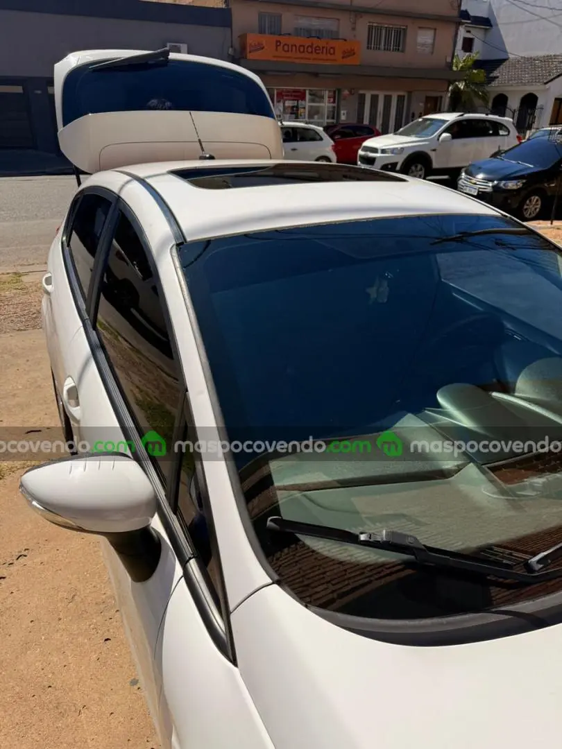 Ford Fiesta Kinetic Se Plus At 2016  2016 - foto 2