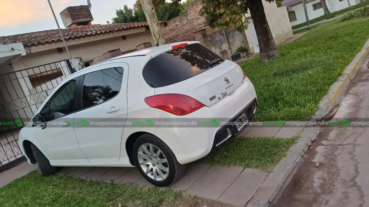 Peugeot 308 Active 1.6 Nafta 2014  2014 - foto 2