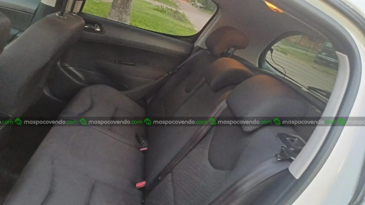 Peugeot 308 Active 1.6 Nafta 2014  2014 - foto 5
