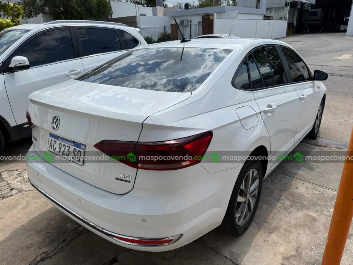 Volkswagen Virtus Higline-Kms 100Mil  0 - foto 5