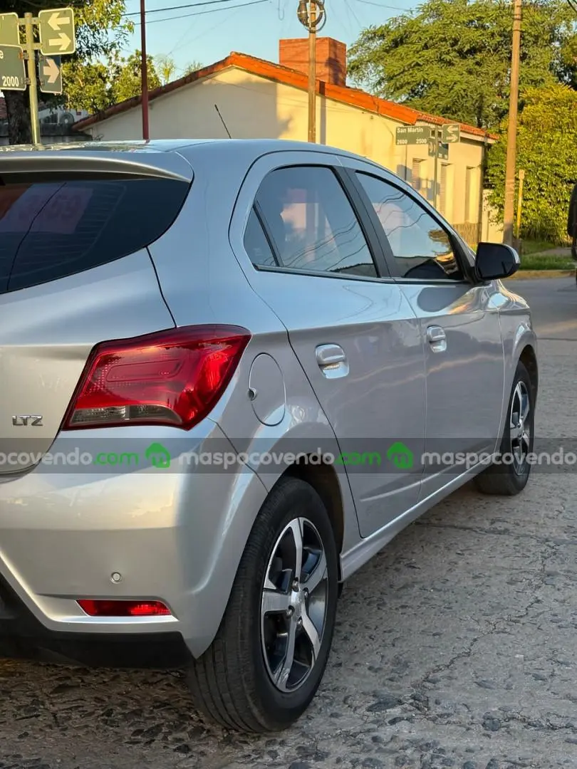 Chevrolet Ónix Ltz / Modelo 2017 / 110.000 Kms  2017 - foto 2