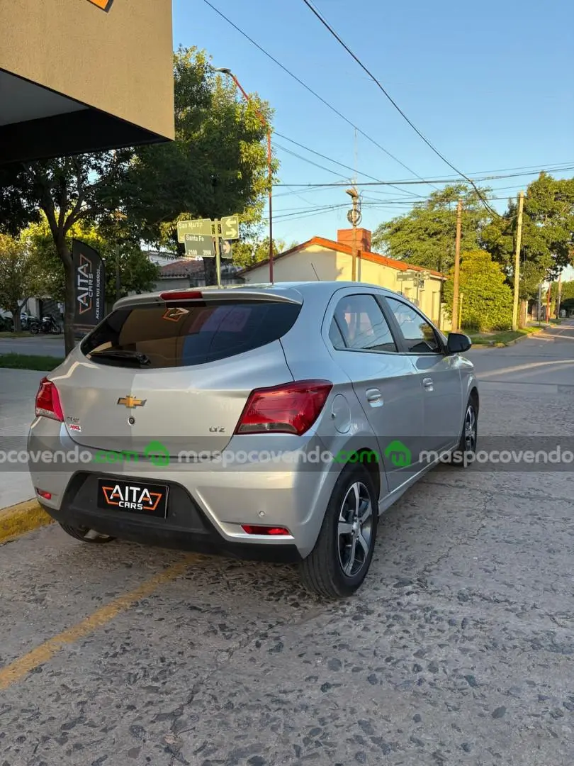 Chevrolet Ónix Ltz / Modelo 2017 / 110.000 Kms  2017 - foto 3