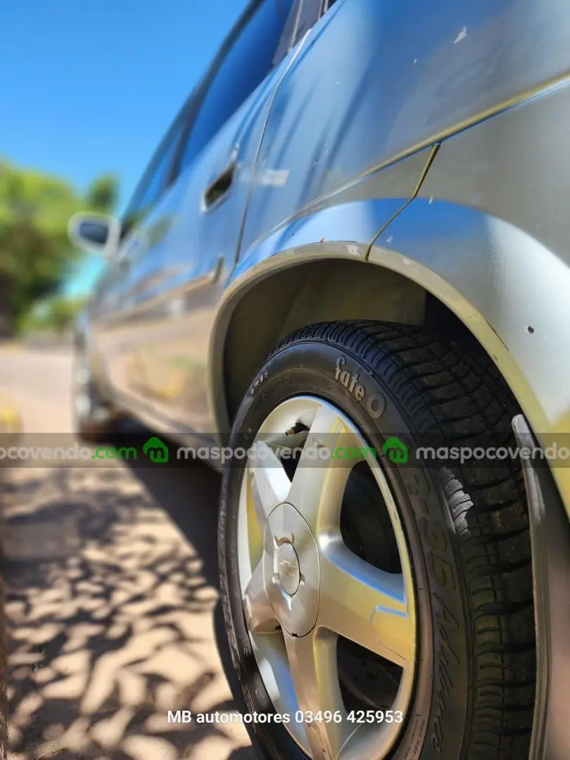 Chevrolet Classic Spirit 1.4 2013  2013 - foto 4