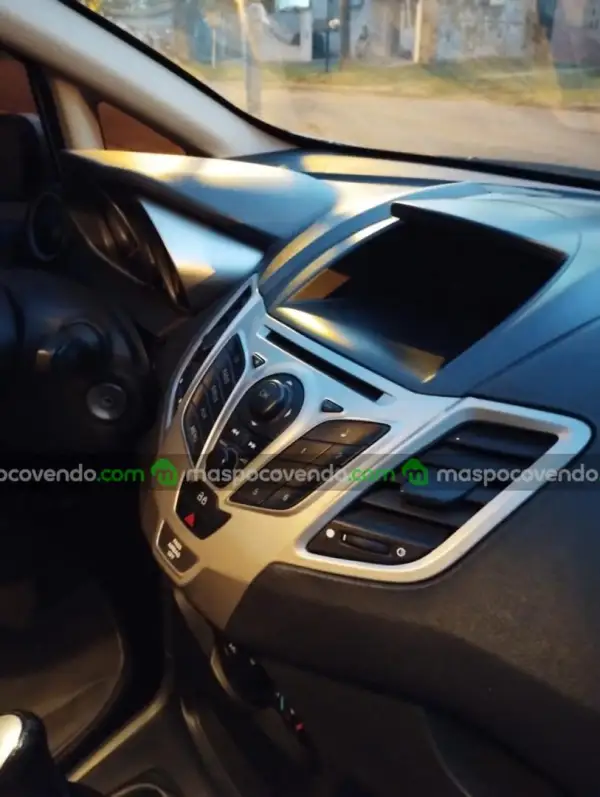 Ford fiesta 1.6 Nafta 0 - foto 1