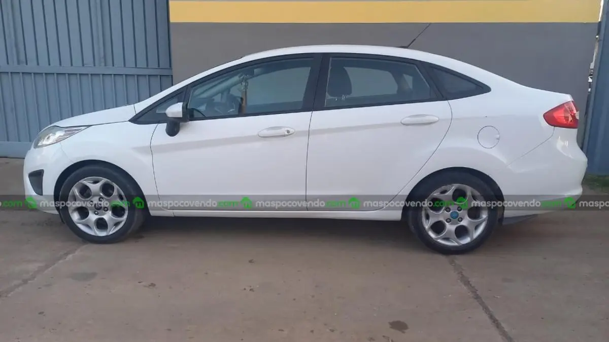 Ford Fiesta 1.6 Nafta  0 - foto 2