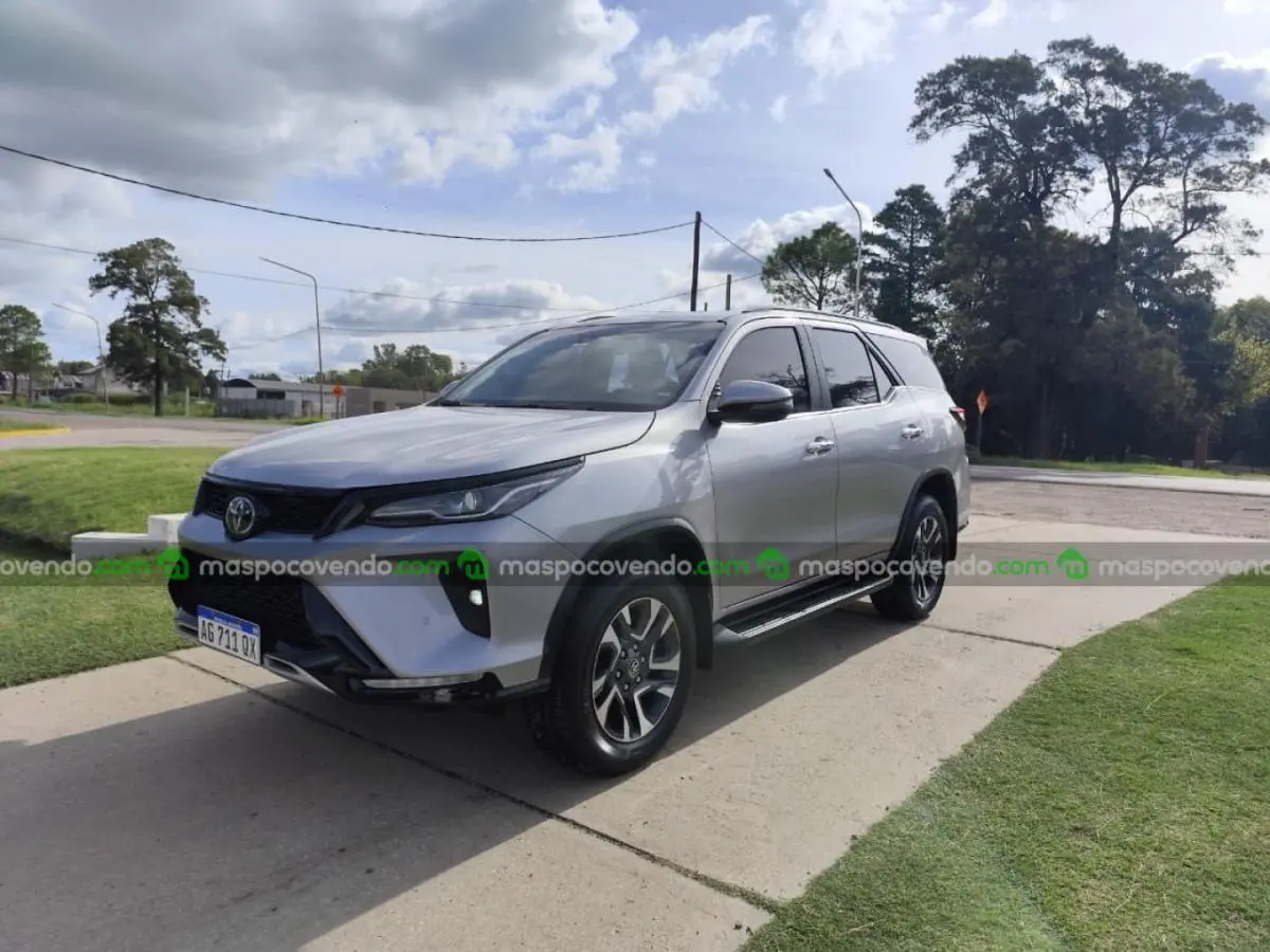 Toyota Sw4 Srx 2.8 At 4X4  0 - foto 4