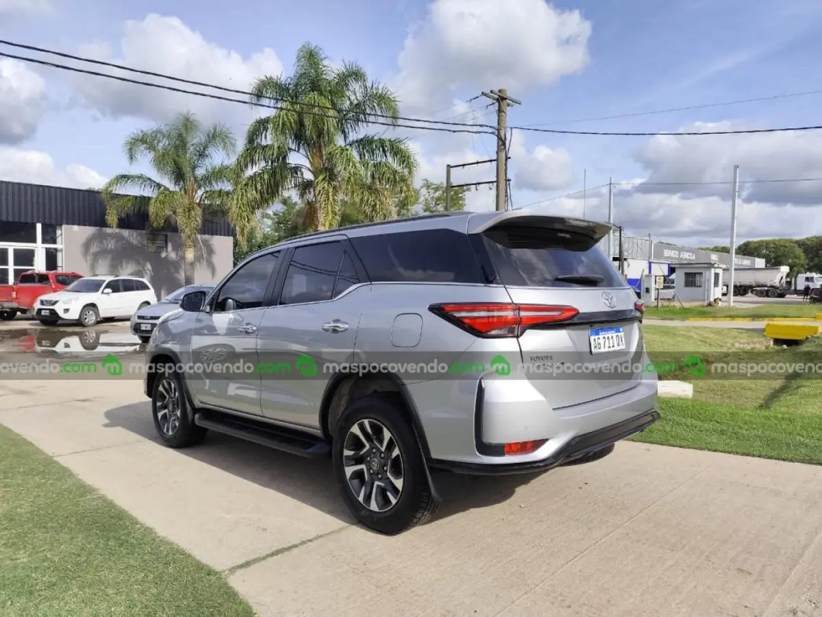 Toyota Sw4 Srx 2.8 At 4X4  0 - foto 5