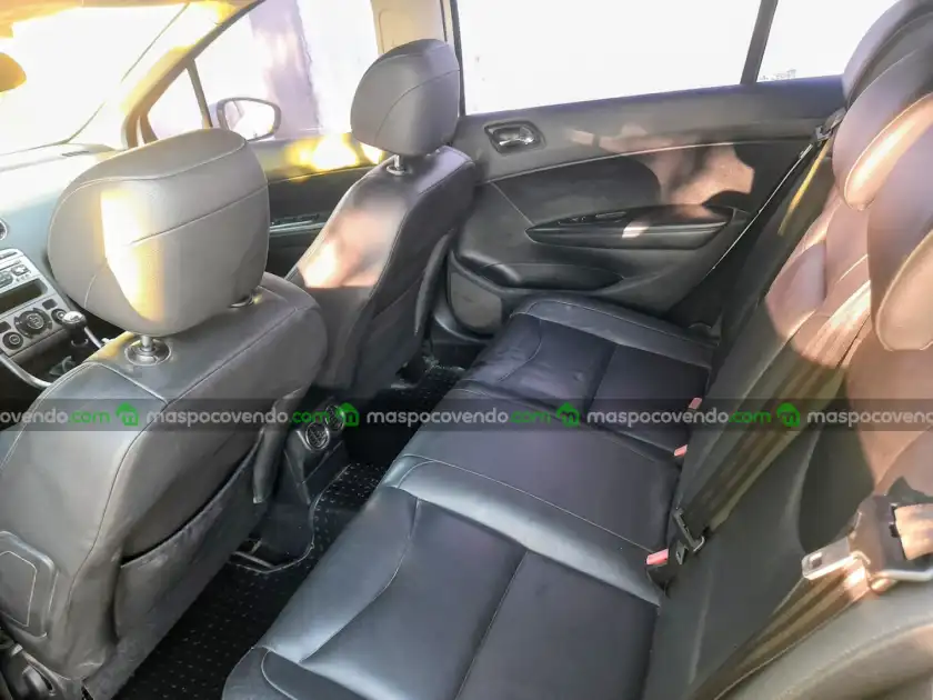 Peugeot 408 - foto 4