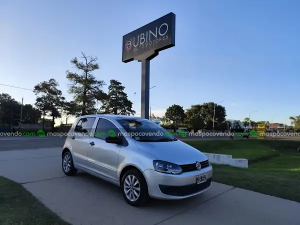 Volkswagen Fox Comfortline 1.6 5P 0 - foto 1