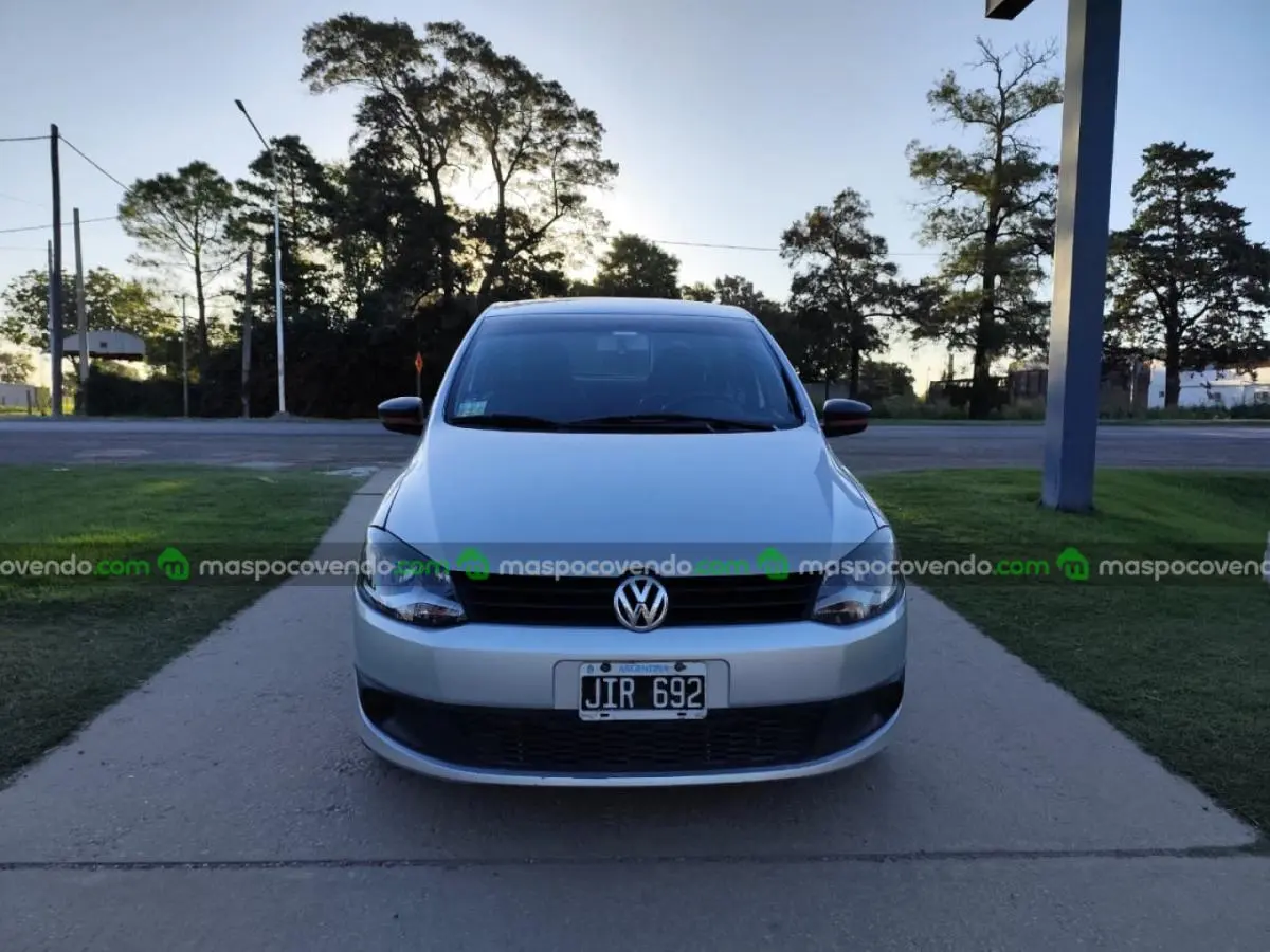 Volkswagen Fox Comfortline 1.6 5P  0 - foto 3