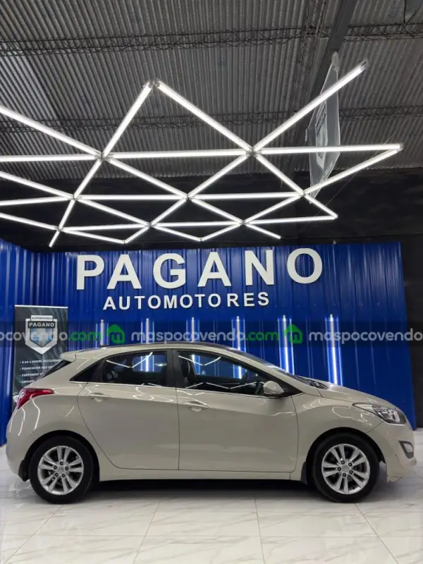 Hyundai I30 1.8 primera mano 0 - foto 1