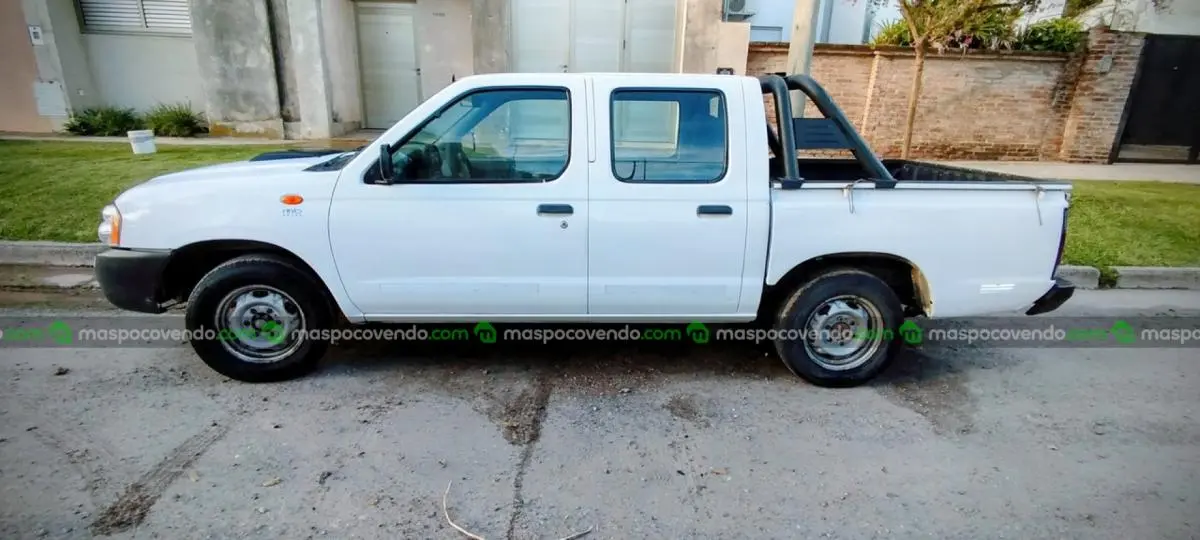 Nissan Np300 2012  2012 - foto 3