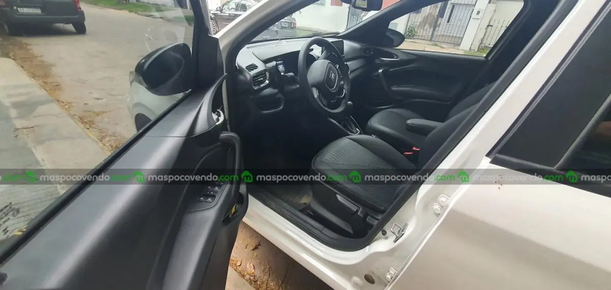 Fiat Cronos Precision 2025 Cvt 16.000Km  2025 - foto 5