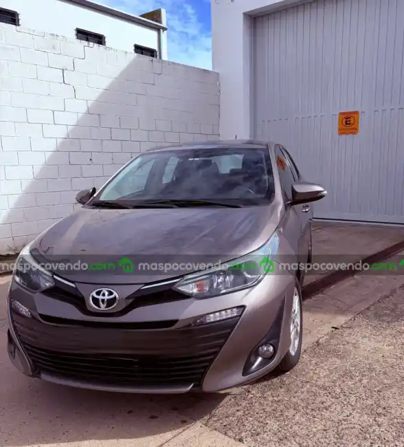 Toyota Yaris Xls - foto 1