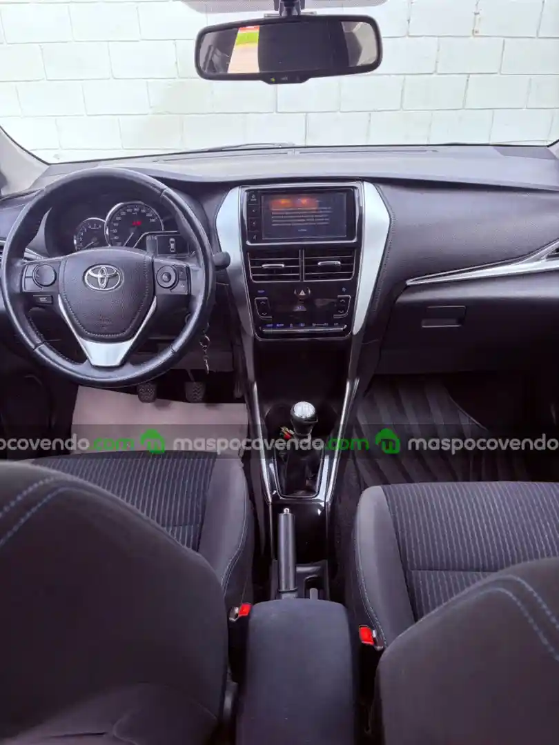 Toyota Yaris Xls - foto 2