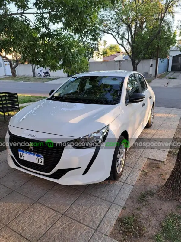 Peugeot 208 L/20 1.2 Like - Año 2023 - Único Dueño.  2023 - foto 1
