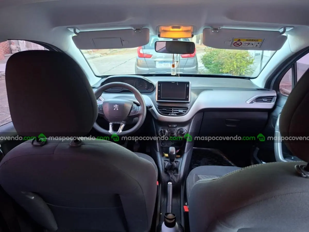 Peugeot 208 Allure 1.6 2018  2018 - foto 4