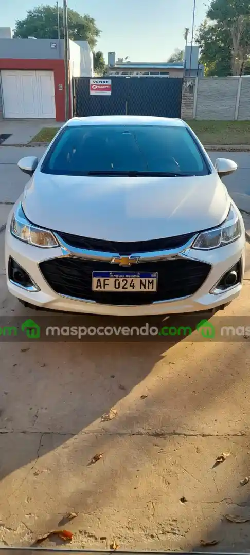 Chevrolet Cruze - foto 1