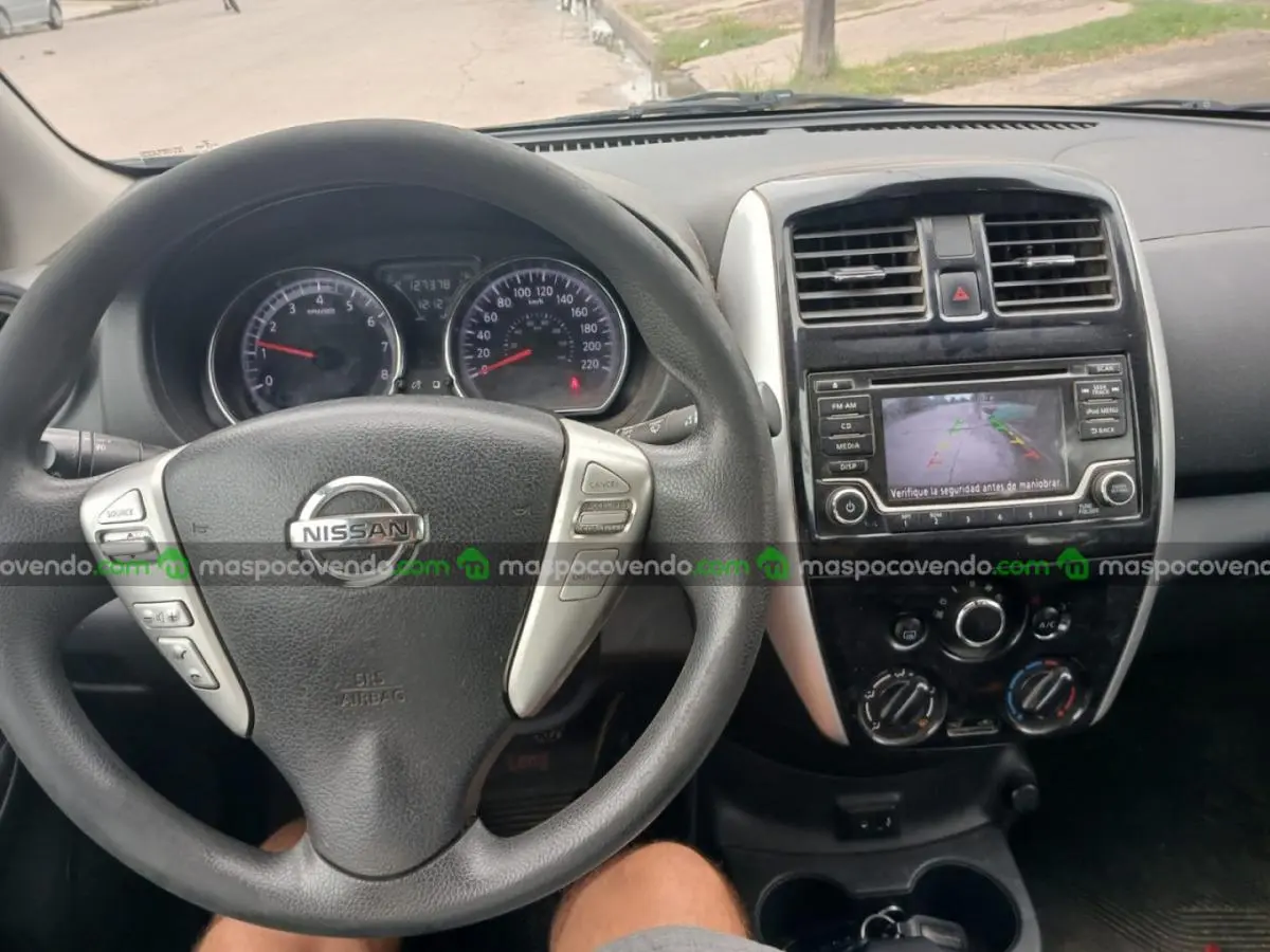 Nissan Versa Advance 2016  2016 - foto 2