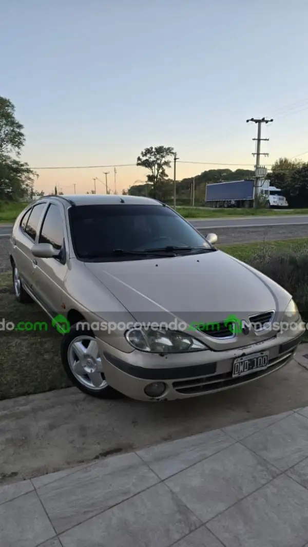 Renault Megane 1.9 dTi 0 - foto 1