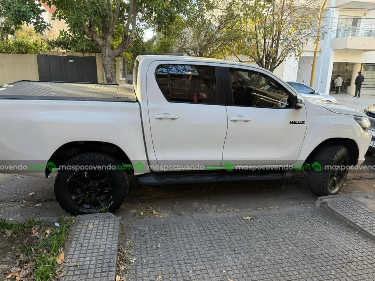 Toyota Hilux Pick-Up 2.8 Cd Srv Pack 177Cv 4X2  0 - foto 2