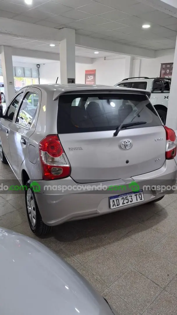 Etíos X 2018 5 Puertas  2018 - foto 5