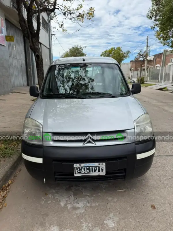 Citroën Berlingo Furgon 1.6 Hdi Full  0 - foto 1