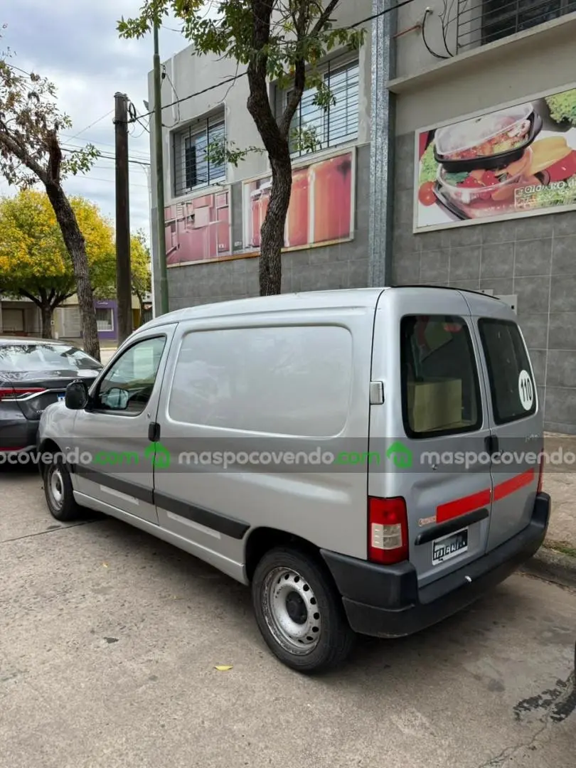 Citroën Berlingo Furgon 1.6 Hdi Full  0 - foto 3